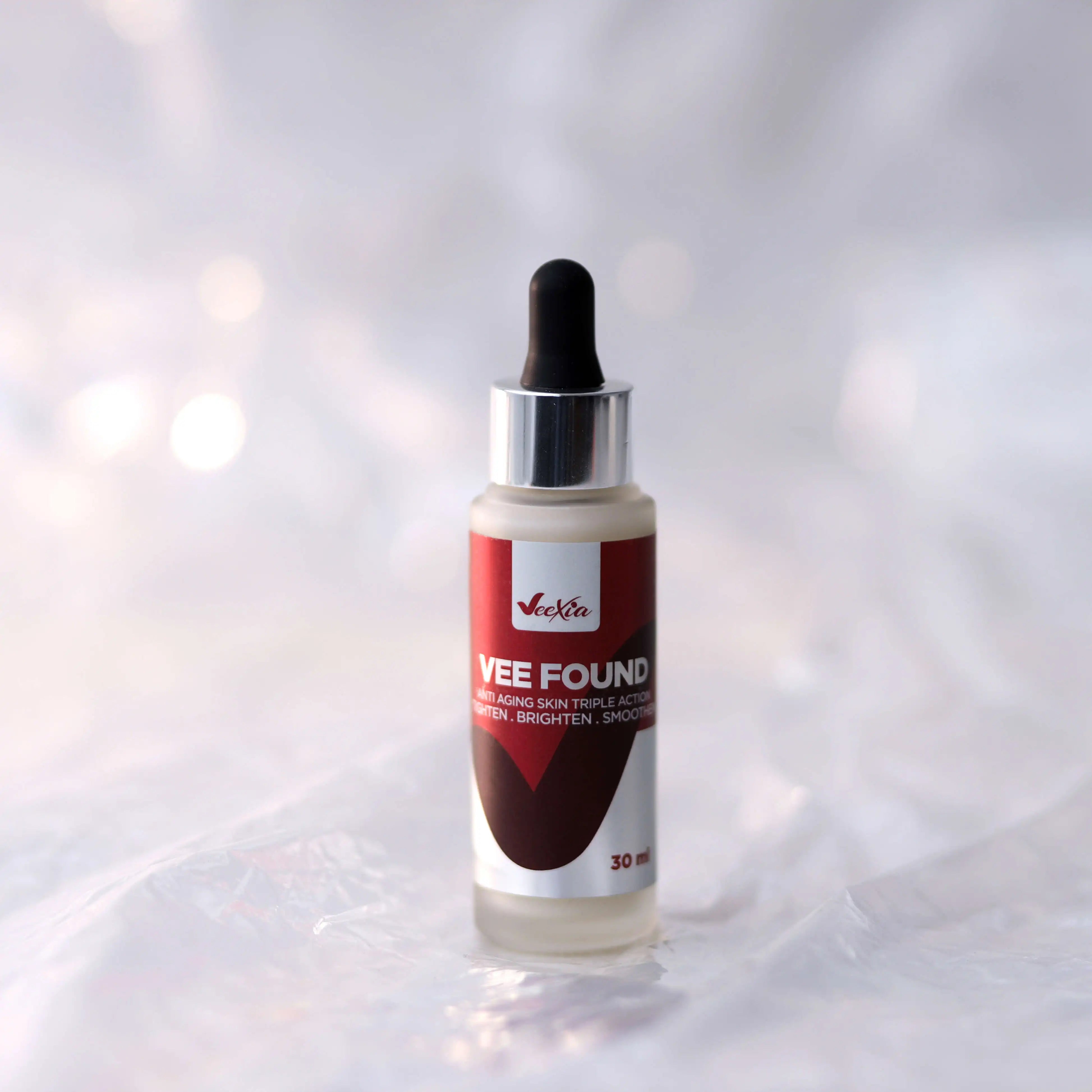 Vee Found advanced anti-aging serum bottle with dropper for intense hydration and radiant skin